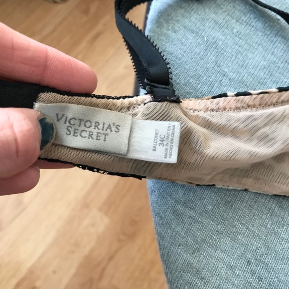 Leopard and Lace Bra - Picture 3 of 3